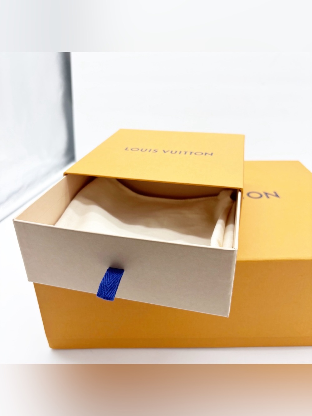 Louis Vuitton Set of 3 Boxes - Picture 3 of 13